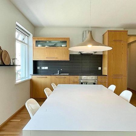 Day Dream Townhall Square Apartments Akureyri Dış mekan fotoğraf