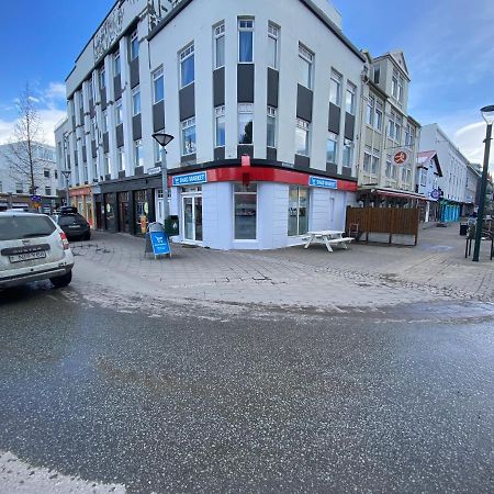 Day Dream Townhall Square Apartments Akureyri Dış mekan fotoğraf