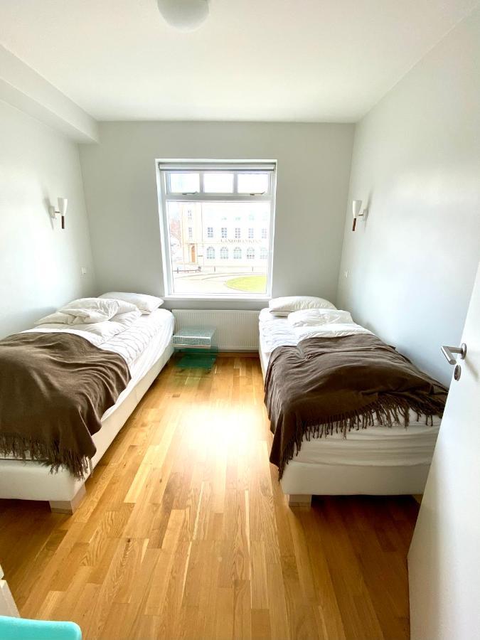 Day Dream Townhall Square Apartments Akureyri Dış mekan fotoğraf